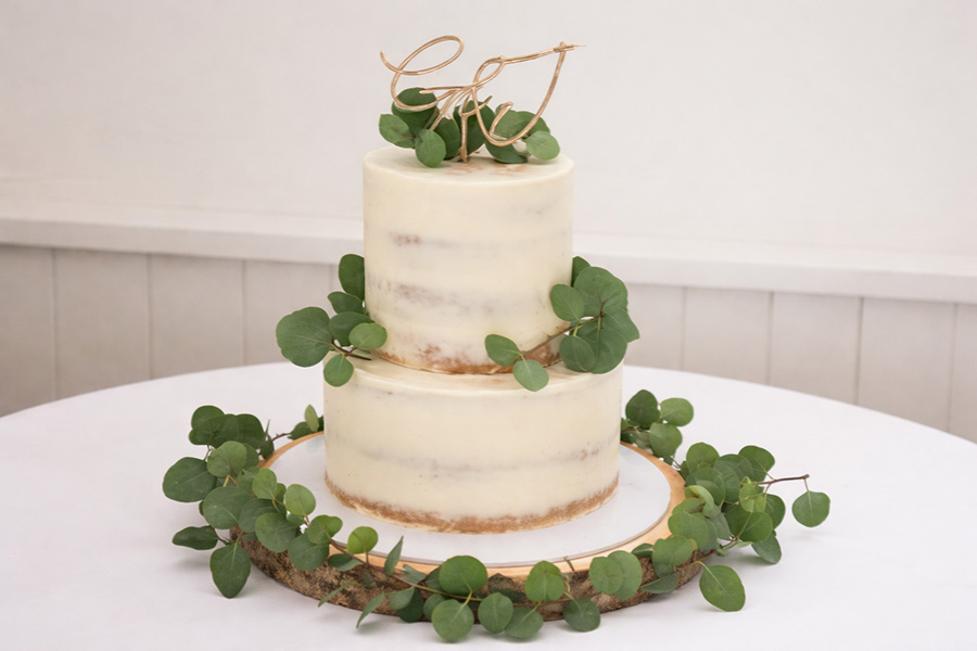 contempo-wedding-cake-dorset
