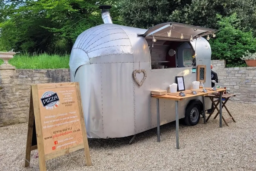 Pizza With Love vintage pizza trailer mobile wedding catering Hampshire